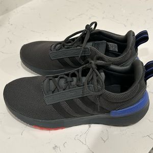 Adidas TR21 men’s shoe size 8.5 dark gray worn once, excellent condition!